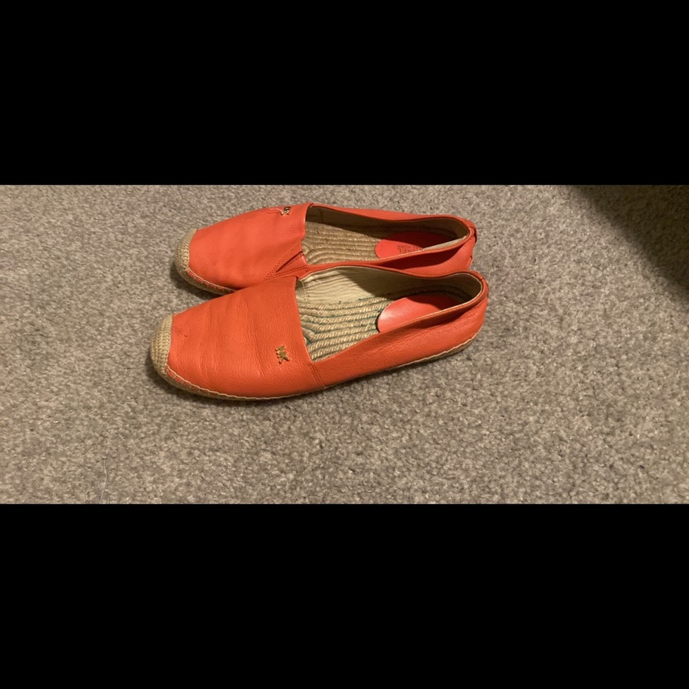 Michael Kors flat 8.5